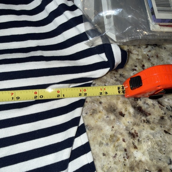 Lily coco Women's Open Back Top Size Large (2) 5551 - Picture 7 of 8